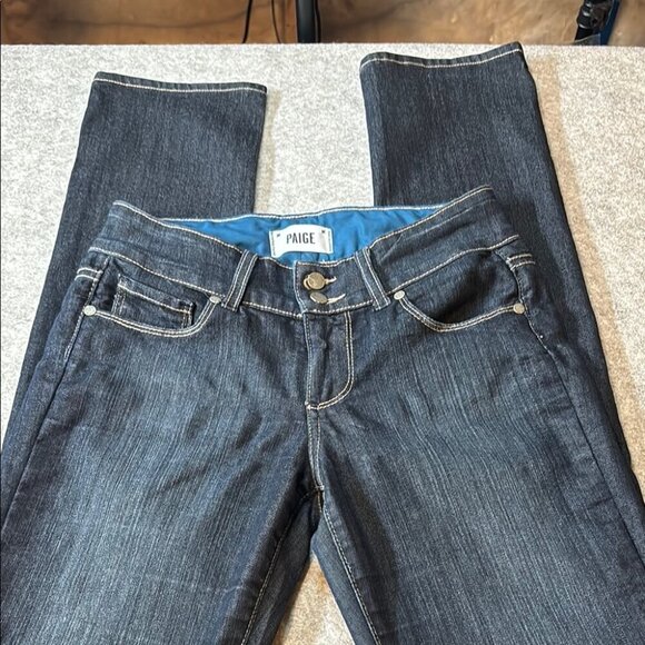 π Discover timeless elegance with these PAIGE Hidden Hills Straight Jeans! π - Picture 10 of 16